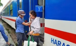 Dừng khai thác nhiều đoàn tàu để tránh lũ Dừng khai thác nhiều đoàn tàu để tránh lũ
