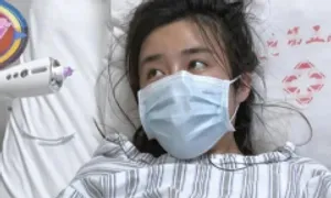 Người phụ nữ bị khoét 57 hố trên tay sau khi tiêm 'tan mỡ' Người phụ nữ bị khoét 57 hố trên tay sau khi tiêm 'tan mỡ'